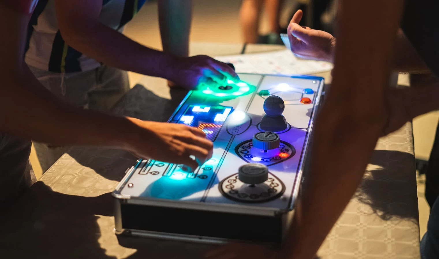 Man against Machine – AI BOT